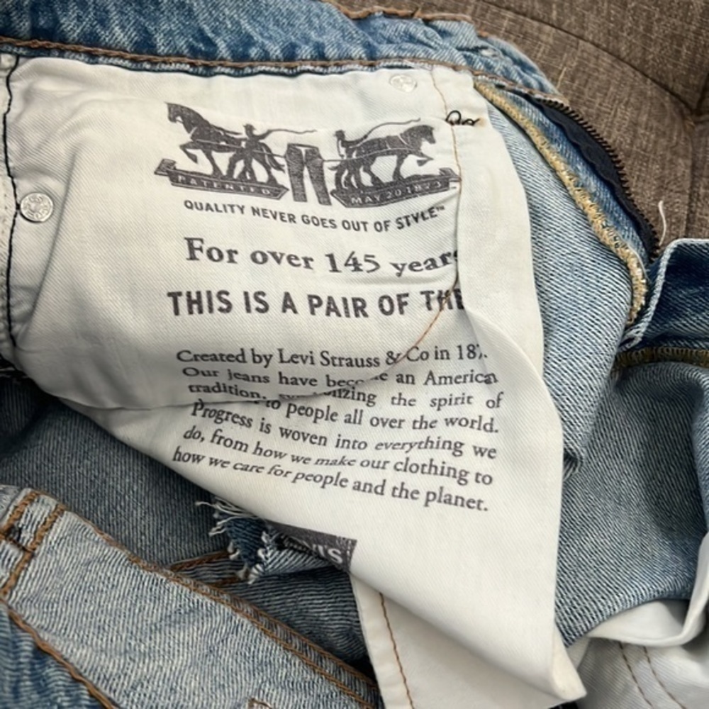 Levi’s 511 Jean Shorts - Picture 4 of 7